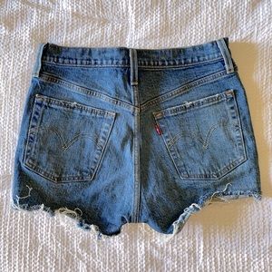 Blue Levi’s Jean shorts